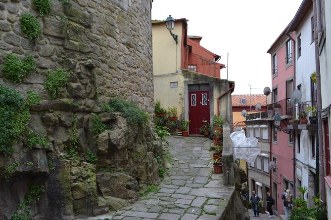 3-Hour Porto Jewish Heritage Walking Tour with Local Guide - Starting at Porto Cathedral