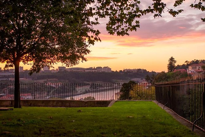 3-Hour Porto Jewish Heritage Walking Tour with Local Guide - How much walking and climbing should you expect?