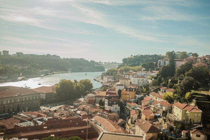 3-hour private guided walking tour of the BEST of Porto - Jardim do Infante Dom Henrique: a compact pause