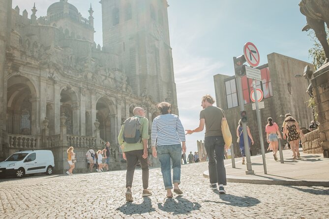 3-hour private guided walking tour of the BEST of Porto - Passeio das Virtudes: one of the walk’s best views