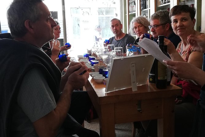 3 table wines & 5 Port wines + Tapas - Ribeira and the river’s Port story