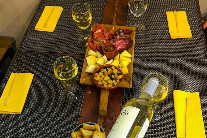 4-Hour Traditional Portuguese Food & Wine Tour in Porto - Key points to know before you book