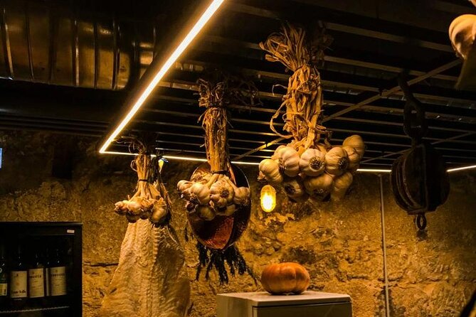 4-Hour Traditional Portuguese Food & Wine Tour in Porto - Porto on a plate, from cheese to Port