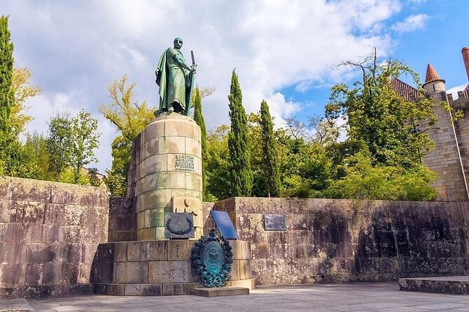 Authentic Braga & Guimarães: Small Historical Group Tour - Sameiro Sanctuary and the final mountain view