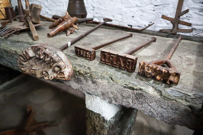 Authentic Small Group Douro Wine Tour with Lunch & River Cruise - Pinhão, lunch, and a Rabelo boat