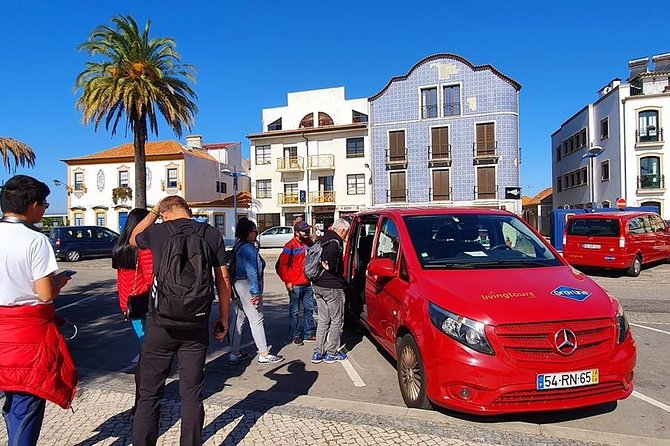 Aveiro and Costa Nova Half Day Tour from Porto with Boat Ride - What to bring and how to manage the short stops