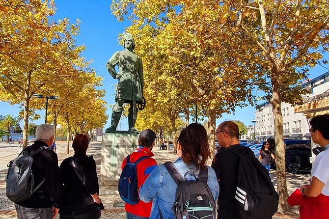 Aveiro and Costa Nova: Private Tour with Moliceiro Cruise Half Day - Who should book this half-day tour