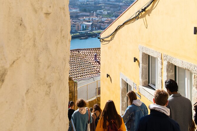 Best of Porto Walking Private Guided Tour - The start and finish in practical terms