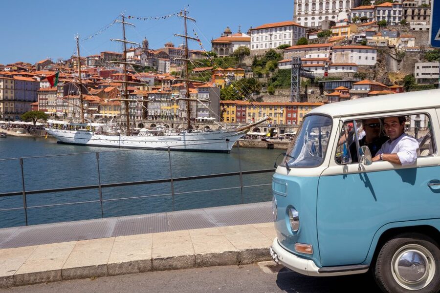 Best views to Porto from Gaia. VW Kombi tour with cocktail - Who will get the most from this experience
