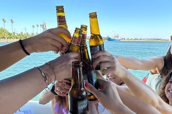 Boat Trip in Aveiro - A private boat that suits small celebrations
