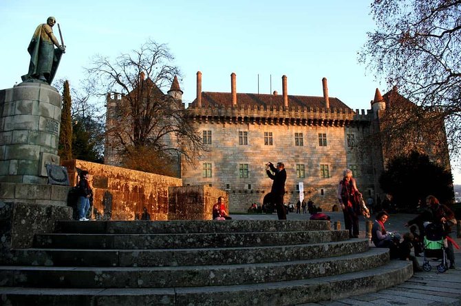 Braga and Guimaraes - All Inclusive from Porto - A Minho lunch with local character