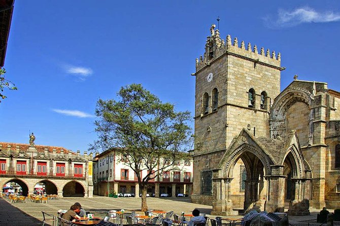 Braga and Guimaraes - All Inclusive from Porto - Tasting wine at one of Portugal’s oldest wineries
