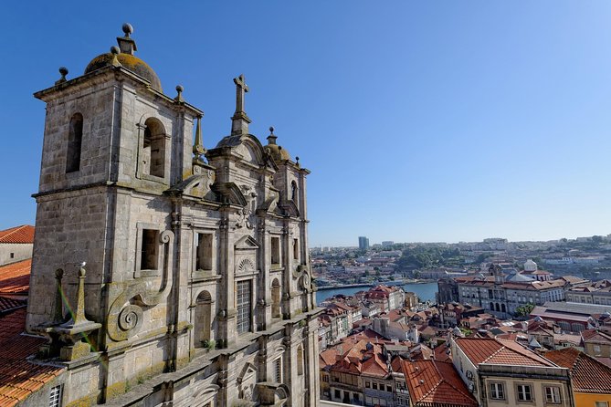 City tour through historic center of Porto with many insider tips 3 1/2 hrs. - Clérigos Tower and a garden in the city center