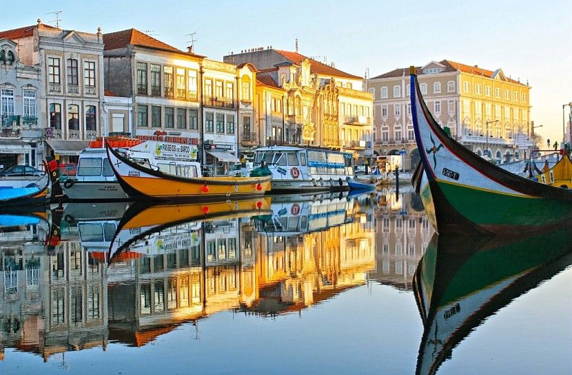 Combo: Porto City Half-Day Tour & Aveiro Half-Day Tour - Starting beside São Bento station