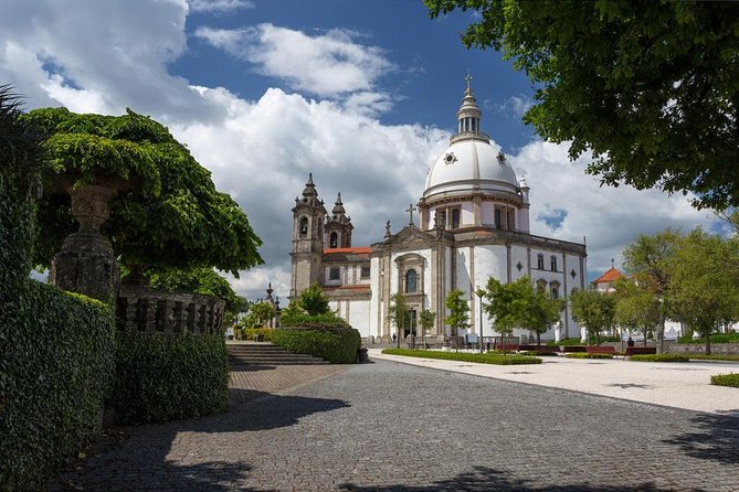 Day Trip Braga and Guimarães from Porto - Lunch and the question of what is included