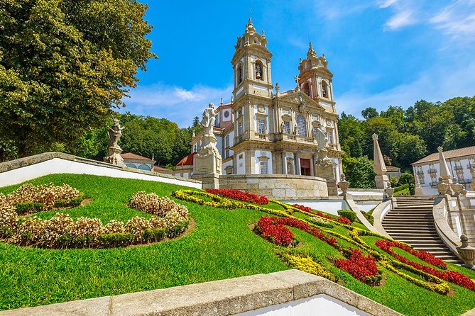 Day Trip Braga and Guimarães from Porto - The transport, group size, and guide quality