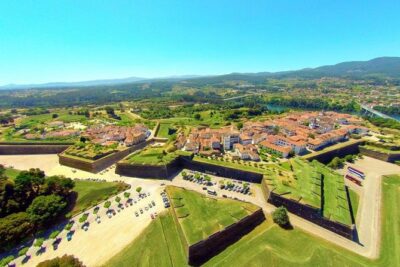 Day Trip from Porto to Santiago de Compostela and Valença
