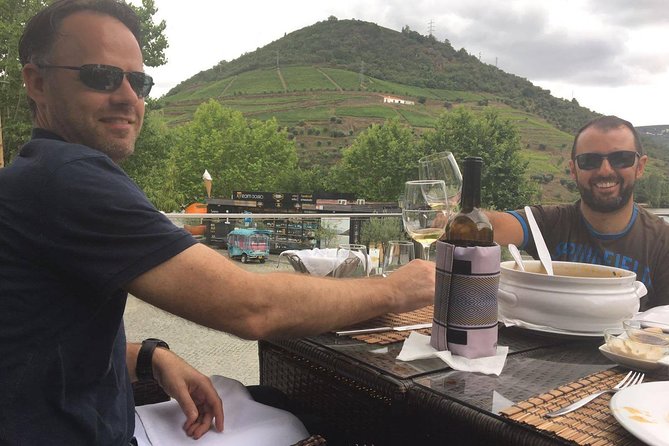 Day Trip Through the Enchanting Douro Valley #DuckSideOfPorto - Quinta da Roeda: Vineyard Walk, Lunch, and Wine
