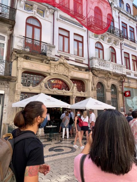 Discover Porto - A Private Walking Tour w/ Authentic Tasting - Starting with Porto’s best-known landmarks