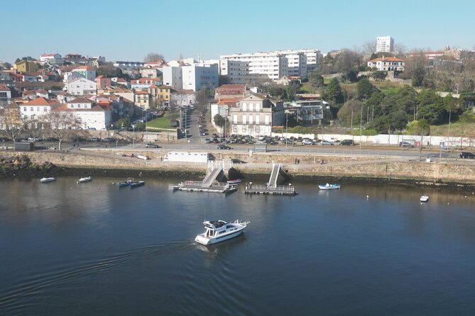 Douro River Tour - Porto and Gaia from the river