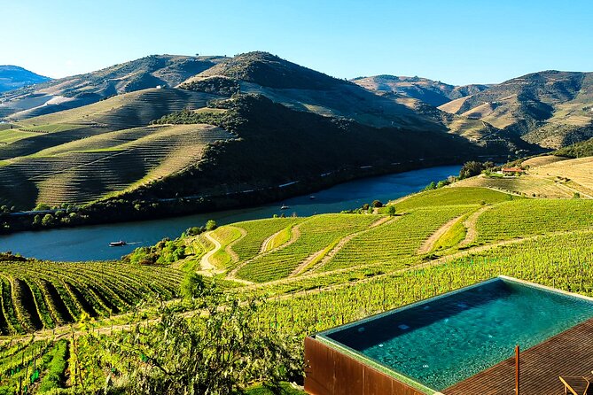 Douro | Roots & History - Tour with a local - A second tasting in Cumieira