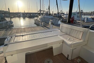 Douro Tour on a Private Yacht in Porto