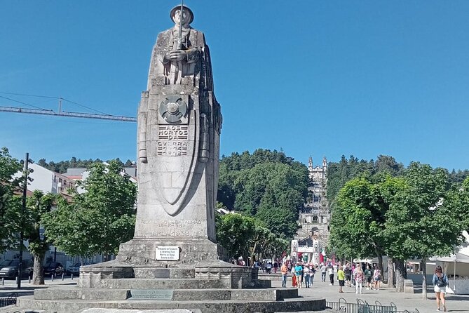Douro Tour with Wine Tasting, River Cruise and Visit to Lamego - Guides who shape the day