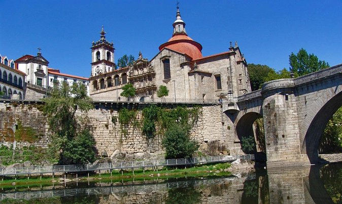 Douro Valley Prime Tour: Wine Tastings, Boat & Lunch from Porto - Key points to know before booking