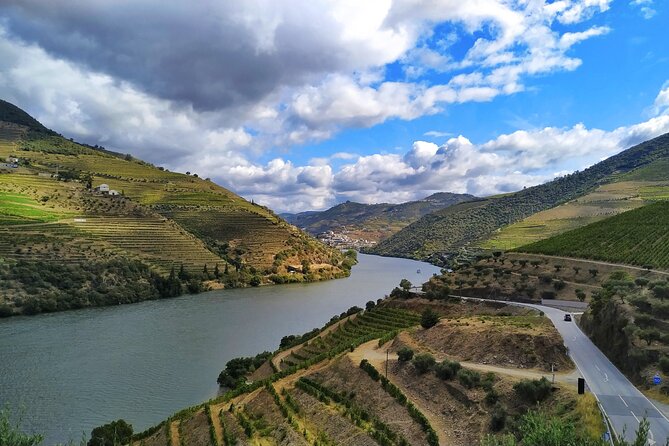 Douro Valley Prime Tour: Wine Tastings, Boat & Lunch from Porto - The home-cooked lunch is more than a meal