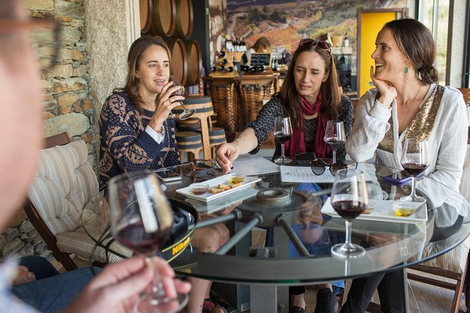 Douro Valley Small-Group Tour with Wine Tasting, Lunch and Boat - A three-course lunch with Douro wine