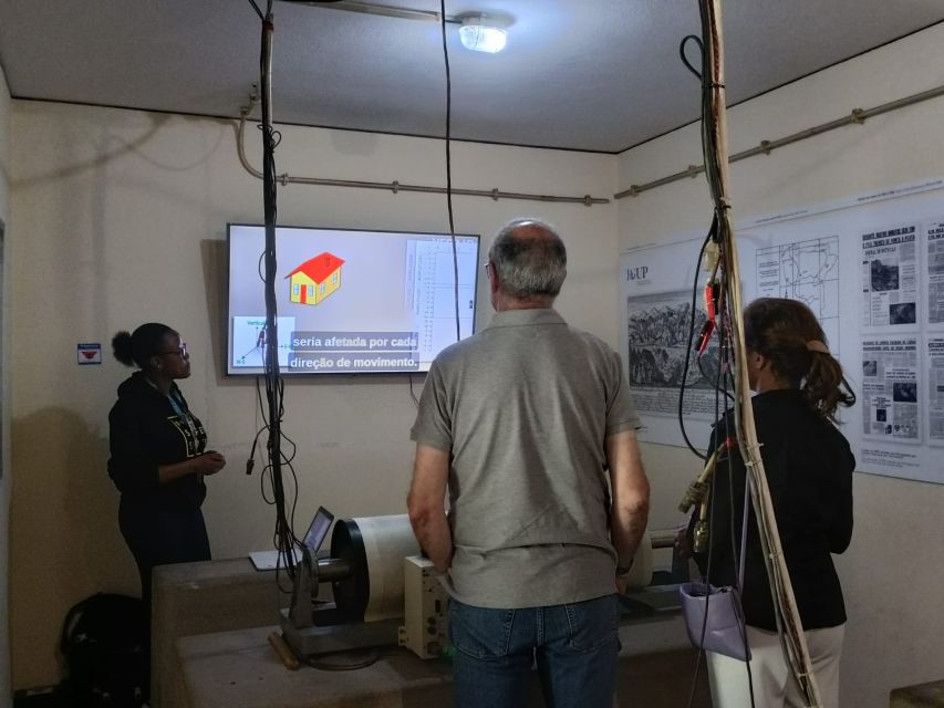 Exclusive visit to the Geophysical Institute of Porto - Why the Cold War angle works so well