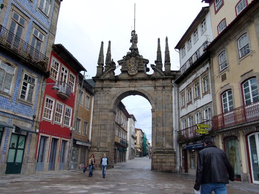 From Oporto: Braga Half-Day City Tour - What the guides add to the day