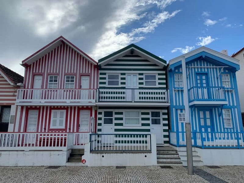 From Porto: Aveiro & Coimbra Tour with Moliceiro Boat Cruise - Who will enjoy this day most
