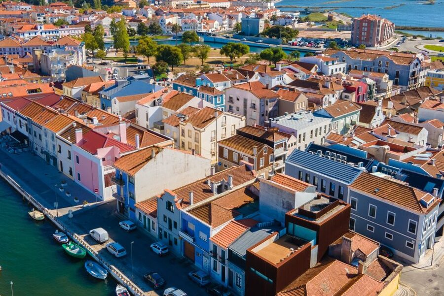 From Porto: Aveiro Private Guided Day Trip - Princess Saint Joana and the city’s cultural side
