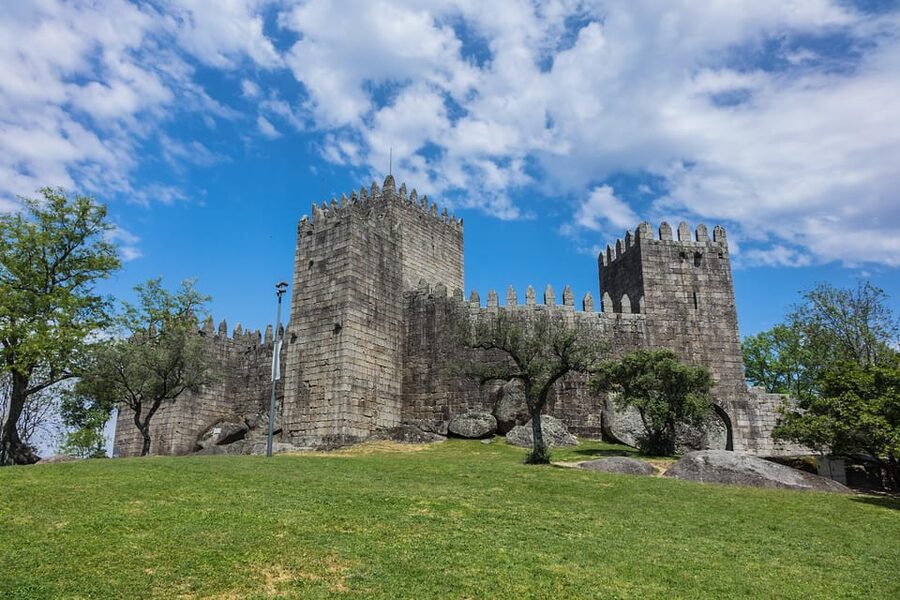From Porto: Braga and Guimarães Full-Day Trip - Bom Jesus do Monte, Braga’s grand hilltop opening
