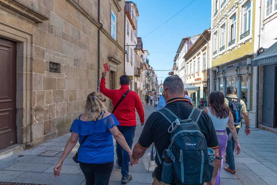 From Porto: Braga and Guimarães Small Group Tour - Lunch in Braga, With Your Own Choice of Food