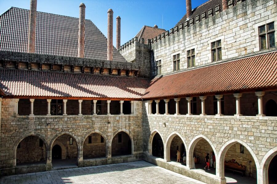 From Porto: Braga & Guimarães with Lunch Small Group Tour - Key points about this Braga and Guimarães day trip