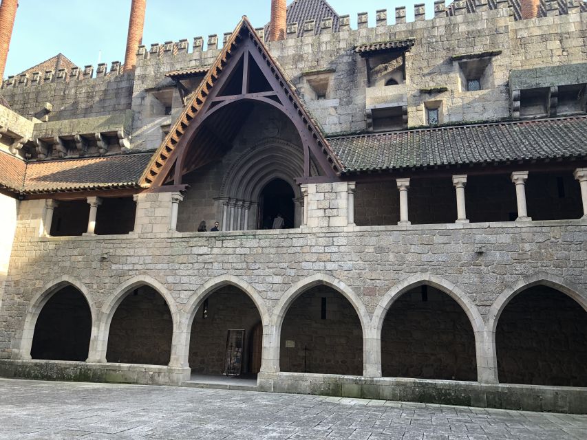 From Porto: Braga & Guimarães with Lunch Small Group Tour - What the guides add to the day