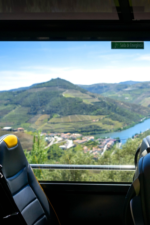 From Porto: Full-Day Douro Valley & Wine Tour with Lunch - Pinhão and a quiet hour on the Douro