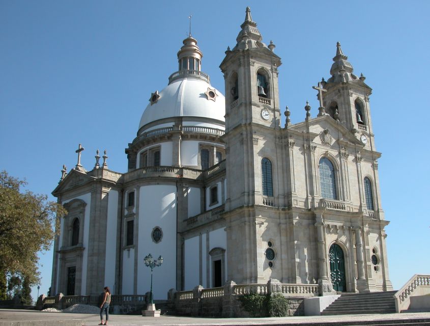 From Porto: Full-Day Trip of Minho Region - Timing, walking, and what to pack