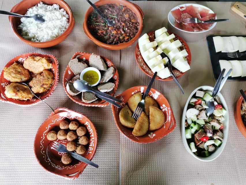 From Porto: Peneda-Gerês National Park Tour with Lunch - How the small group changes the experience