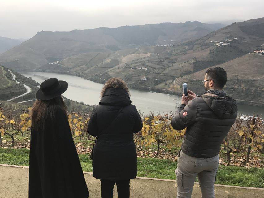 From Porto: Private Douro Valley Tour with Cruise and Wine - Pinhão and its blue-and-white railway station
