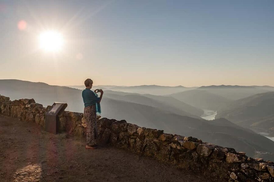 From Porto: Wine Tasting with Lunch at a Quinta, Cruise, and Train Ride - The Douro road and São Leonardo de Galafura