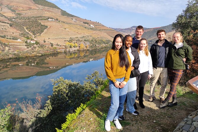 Genuine Douro Valley Tour: Visit 2 Wineries, Lunch & River Cruise - What the guides add to the day