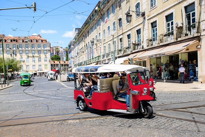 Historic Porto by Private Electric Tuk Tuk to Top Landmarks - Guides, sound, weather, and comfort