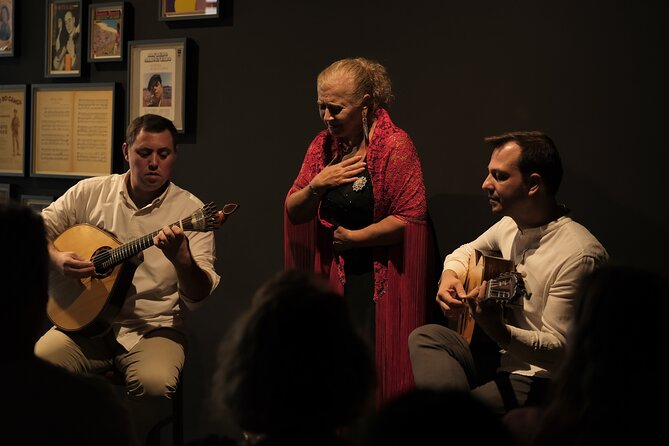 Ideal Clube de Fado - The atmosphere: candlelight, old-world mood, and close seats