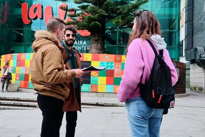 LGBTour Porto: Walk through Porto, discover the LGBTQIA+ History - Starting at Campo 24 de Agosto