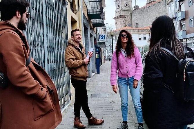 LGBTour Porto: Walk through Porto, discover the LGBTQIA+ History - Tribunal da Relação do Porto and the law