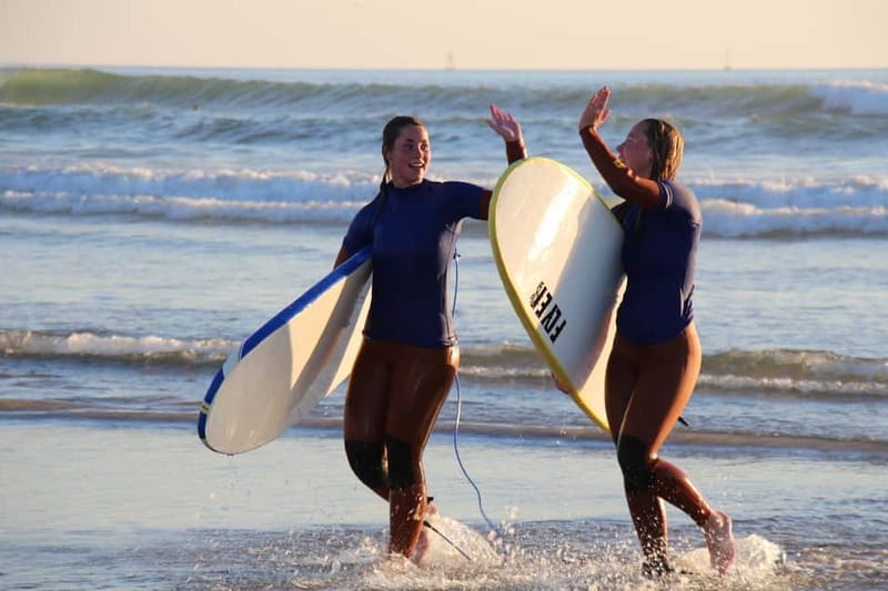Matosinhos: Surfing Lesson with Equipment - Why the small group limit matters