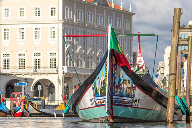 Moliceiro Boat Tour on the Ria de Aveiro - Why the Moliceiro ride fits Aveiro